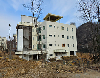 한강수계 철거 건축물(금대리 23-11 일원) 해체계획서용역(허가3건, 신고4건)